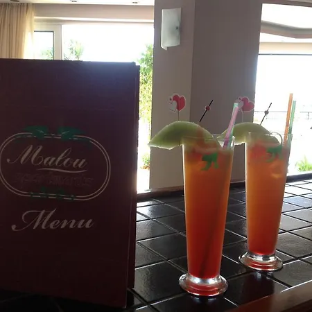 Appart hôtel Malou 3*